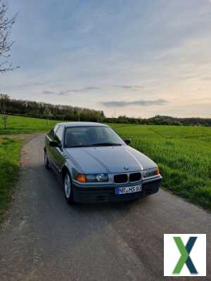 Foto BMW E36 318i