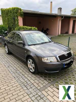 Foto Skoda Superb 1.8T Elegance