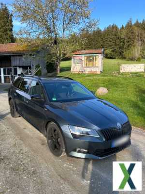 Foto Skoda Superb 2.0 TDI SCR 140kW DSG SportLine Combi