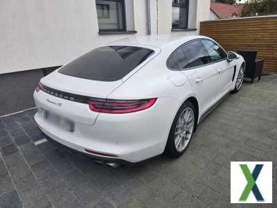 Foto Porsche Porsche Panamera 4.0 V8 4S sparsamer Diesel