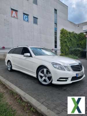 Foto Mercedec E-Klasse 300 V6 Diesel