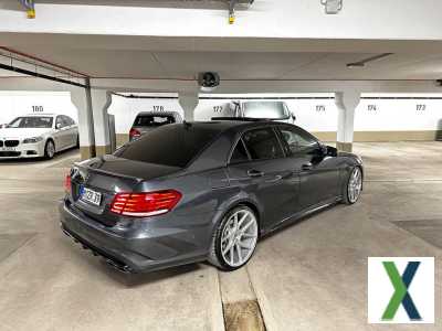Foto Mercedes E400 AMG Line Tauch gegen F15 Möglich
