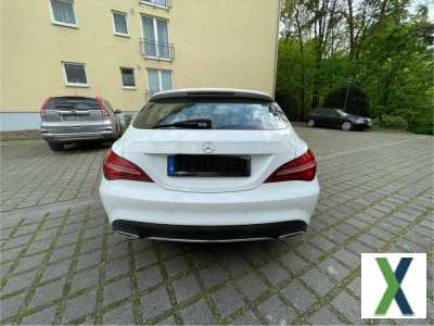Foto Mercedes CLA 180 Shooting Brake