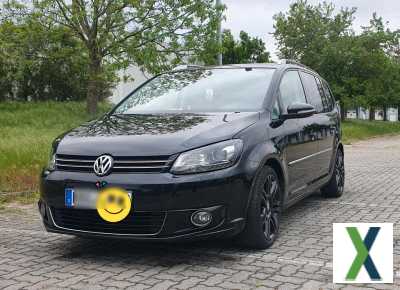 Foto VW Touran 2.0 TDI Highline 5 Sitzer