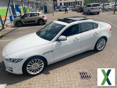 Foto Jaguar XE neu tüv keine Mängel top Zustand 2.0D