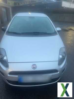 Foto Fiat Punto 1,2 Benziner aus 2012 bj TÜV Neue