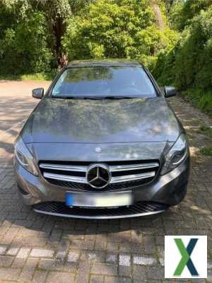 Foto Mercedes-Benz A 180 CDI BlueEFF. Style Edition Style Edition