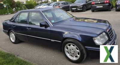 Foto Mercedes E220 W124 Automatik - Klima Bj.11/94 TÜV Neu ab 11/24 H