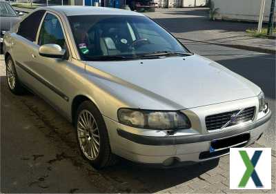 Foto Volvo S60 2.4 TÜV 10/2025