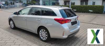 Foto Toyota Auris Hybrid