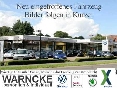 Foto Volkswagen Golf VII Sportsvan 2.0 TDI Lounge DSG AHK NAV SH