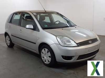 Foto Ford Fiesta 1,3 51 kW Ambiente Ambiente