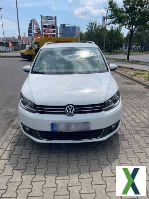 Foto Volkswagen Touran 1.6 TDI DSG 7. Sitzer | Zahnriemen Neu