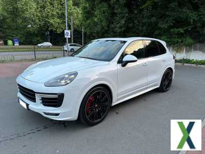 Foto Porsche Cayenne GTS 92A, Pano, MFL, 21Zoll, LED, Chrono, TAUSCH