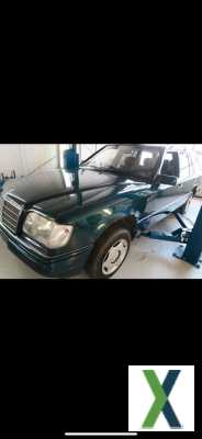 Foto Mercedes 200E T W124