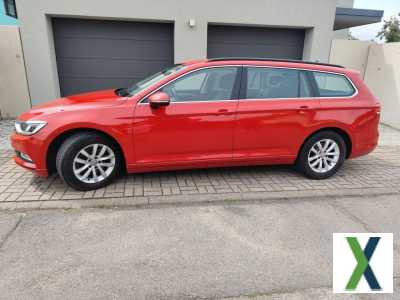 Foto Volkswagen Passat Variant 1.6 TDI SCR DSG Comfortline V