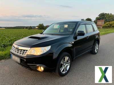 Foto Subaru Forester 2.0D Scheckheftgepflegt TÜV 07/2026