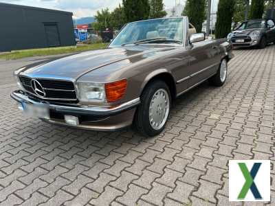 Foto Mercedes R107 W107 560SL restauriert