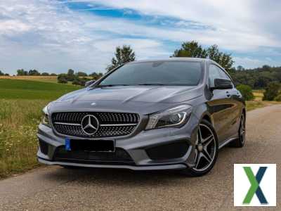 Foto Mercedes-Benz CLA 200 Shooting Brake CLA 200 AMG Line Shoo