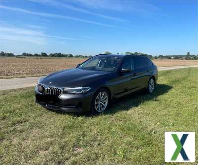 Foto BMW 530XD Service neu + SI-Paket