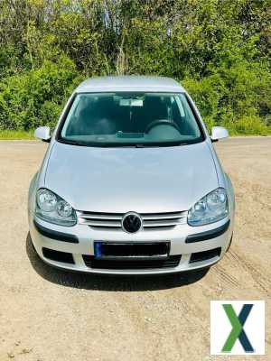 Foto VW Golf V mit wenig Km HU 06/25