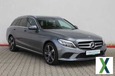 Foto Mercedes-Benz C 300 de T EQ Plug-In Hybrid Avantgarde Line AHK