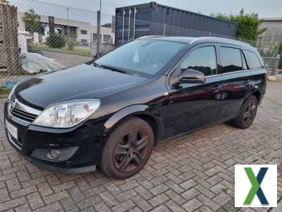 Foto Opel Astra H 1.4 Kombi / KLIMA / AHK / MFL / TÜV NEU