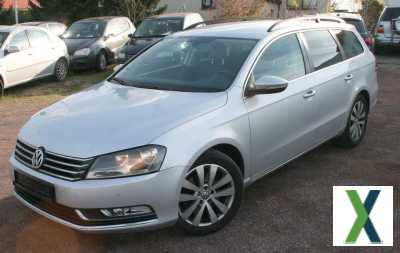 Foto Volkswagen Passat Variant Comfortline BlueMotion mit AHK