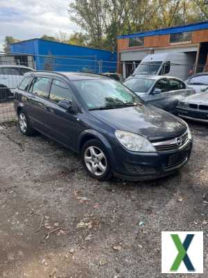 Foto Opel Astra Caravan 1.6 Twinport H 2007 wenig kilomete