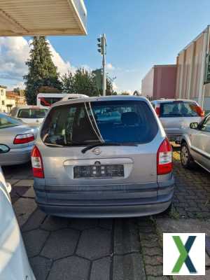 Foto Opel Zafira 1.8 16V Elegance