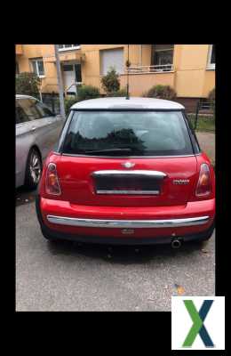 Foto 2 zwei Autos Mini Cooper für 1000€ rote mini Klackern tex lesen