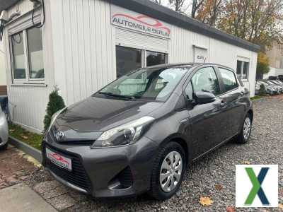 Foto Toyota Yaris Hybrid 