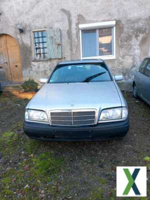 Foto Mercedes C180 W202 Bj 1997 zum Ausschlachten