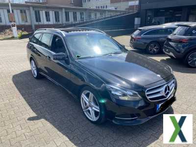 Foto Mercedes Benz E220 CDI Bluetec T-Modell Avantgarde