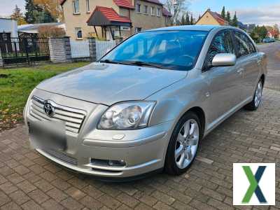 Foto Toyota Avensis Automatik 2.Hand TÜV 04/26 2.0 Sommer + Winter