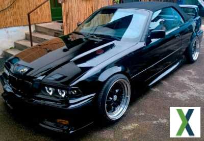Foto BMW E36 320i Cabrio Oldtimer