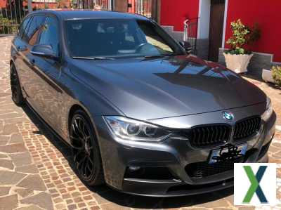 Foto BMW 3 M Sport Performance