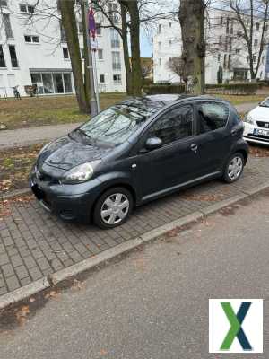 Foto Toyota Aygo (X) 1,0-l-VVT-i Cool Cool