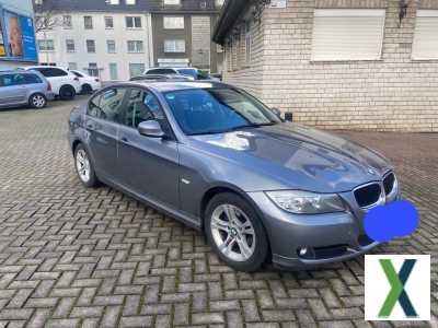 Foto BMW 316i E90 Facelift