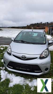 Foto Toyota Aygo (X) 1,0-l-VVT-i Cool Cool