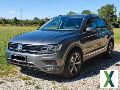 Foto Volkswagen Tiguan 2.0 TSI 132kW DSG 4MOTION Highline