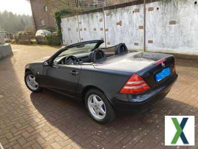 Foto Mercedes-Benz Mercedes-Benz SLK 200