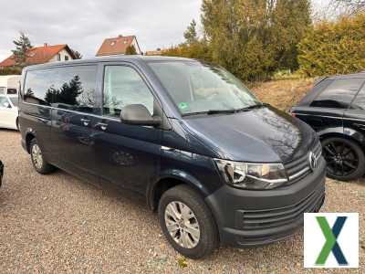 Foto Volkswagen T6 Transporter lang 9 Sitzer mit Klima und AHZV