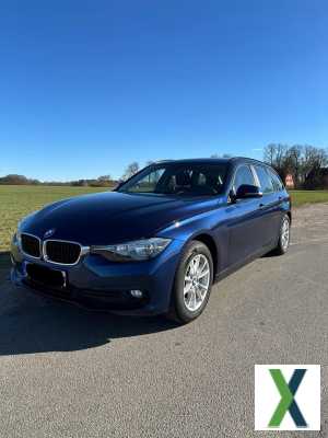 Foto BMW 318i Advantage Touring Keyless