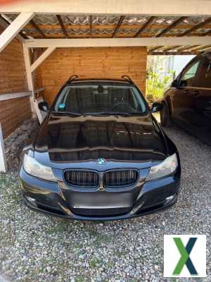Foto BMW 318i Touring -